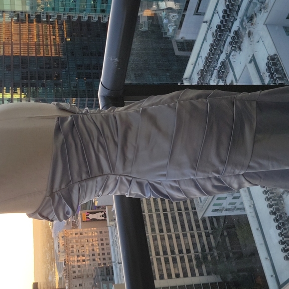 David's Bridal Bridesmaid Charmeuse Draped Strapless Dress - Size 4 Check Photos - Picture 8 of 15